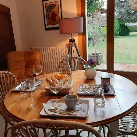Candesie Bed & Breakfast *